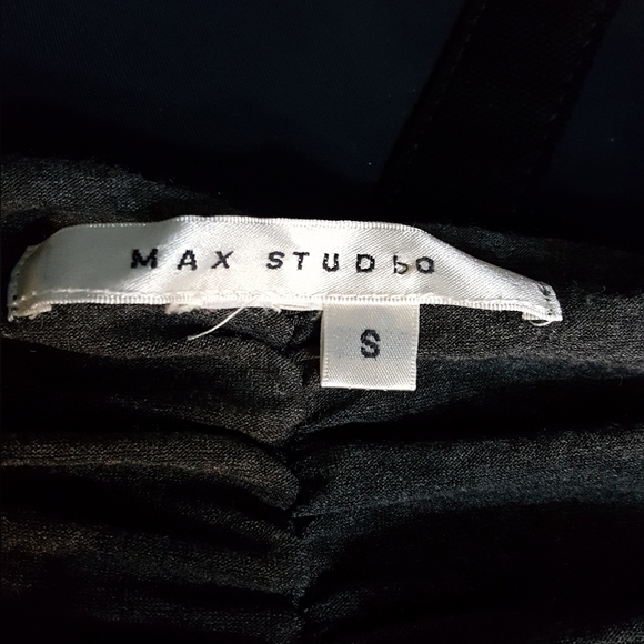 Max Studio - Picture 4 of 5